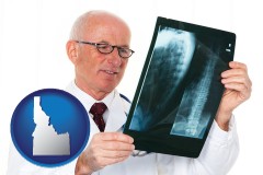 id map icon and a radiologist looking at an x-ray image